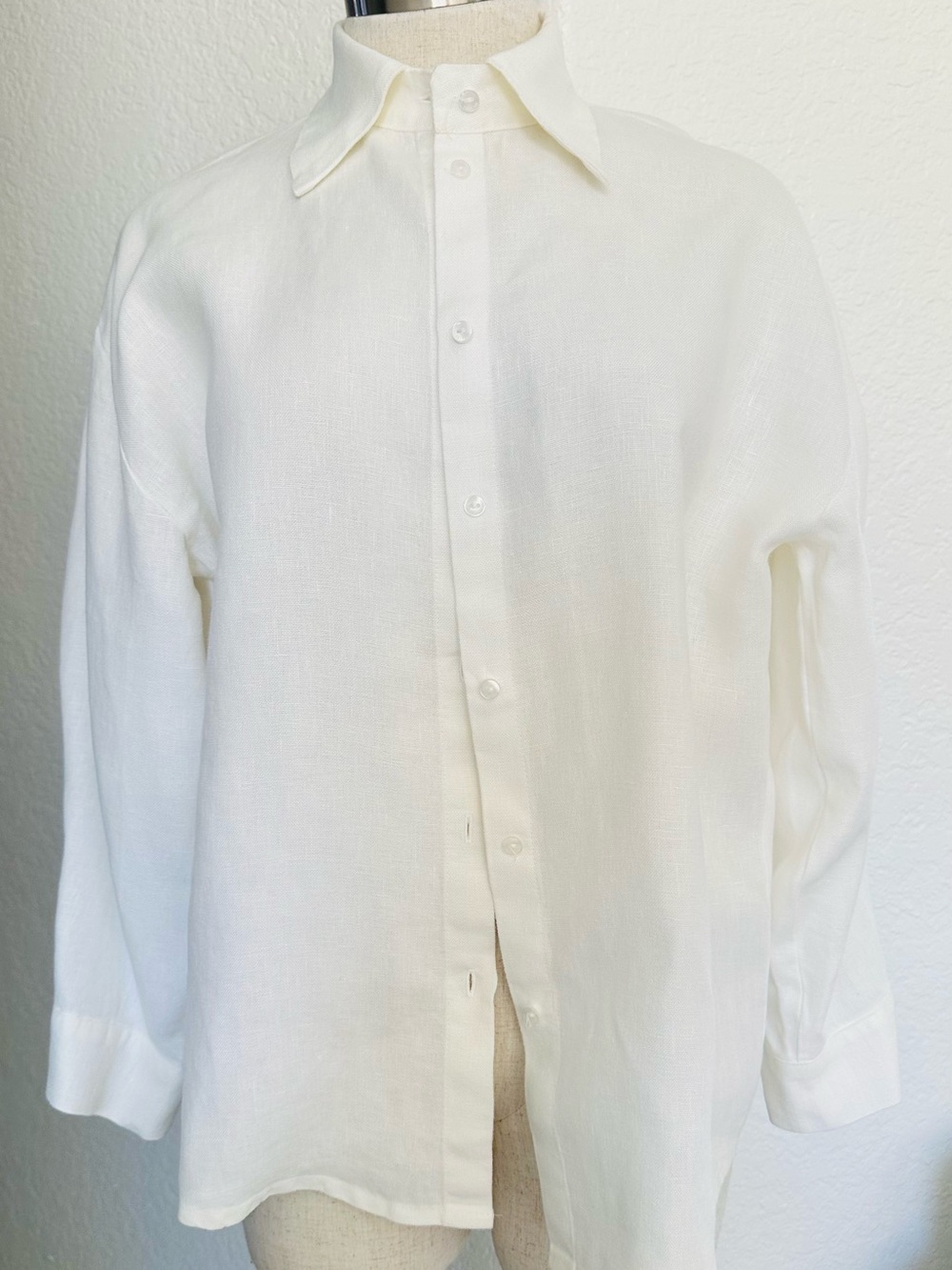 Womens Tailored White Dress Shirt - Classic Button-Front